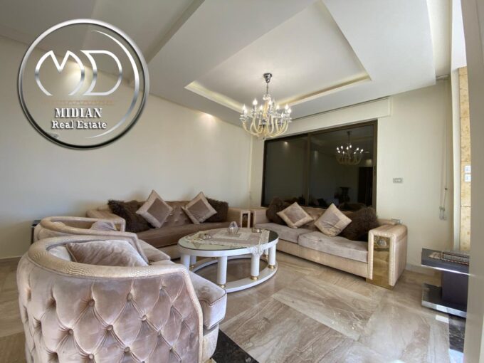 شقة مفروشة للايجار طابق أخير مع روف بأجمل مناطق خلدا – العوجانية مساحة 320م مع تراسات تشطيبات ديكورات فاخرة اطلالة جميلة