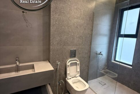 b48e05cc-3934-4c69-ac0d-c9d80dfc138e ن