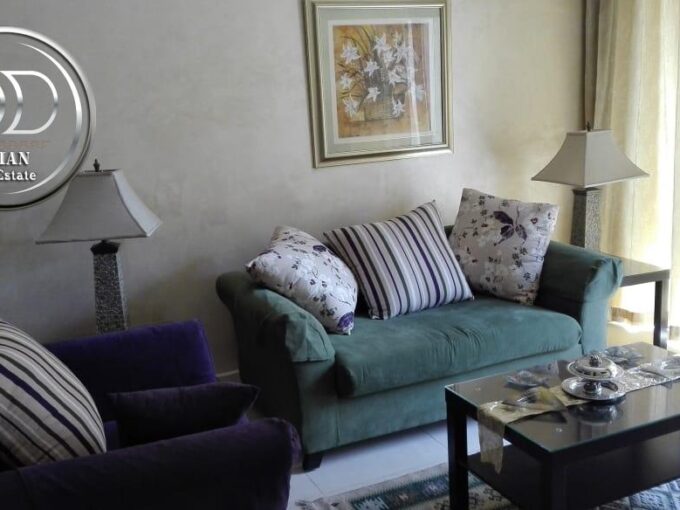 شقة مفروشة للبيع طابق ثاني دير غبار مساحة 90م مع مسبح تشطيبات وفرش سوبر ديلوكس اطلالة جميلة تصلح للاستثمار