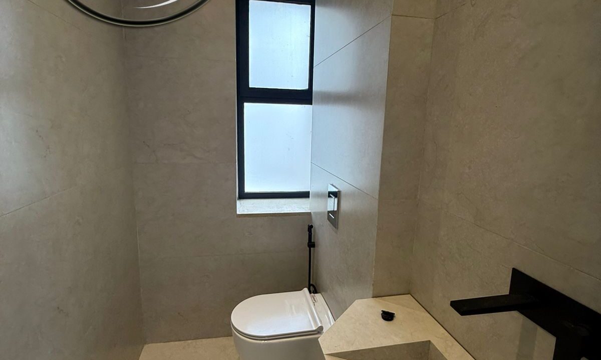 c836e7cc-c4da-4471-a3b8-6ff67e42c8be ن