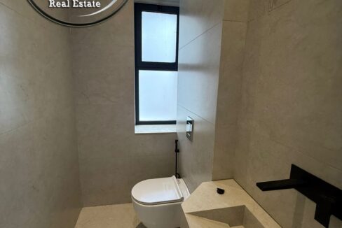 c836e7cc-c4da-4471-a3b8-6ff67e42c8be ن