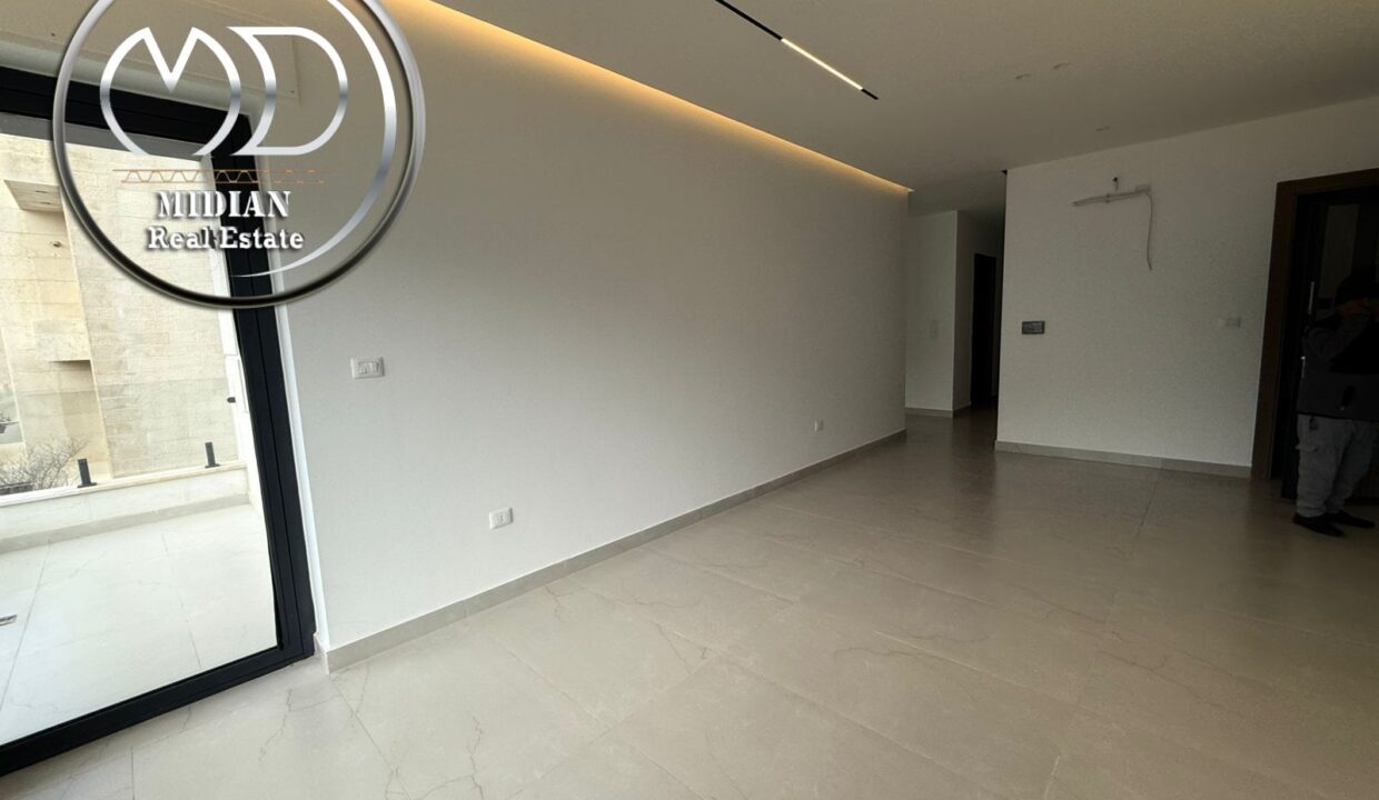 d955cc52-0a37-4a26-921f-d58cf92870e8 ن