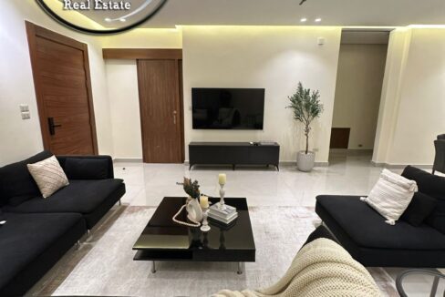 f2b69164-d6d2-47fe-b117-f85dc8e6e709 ن