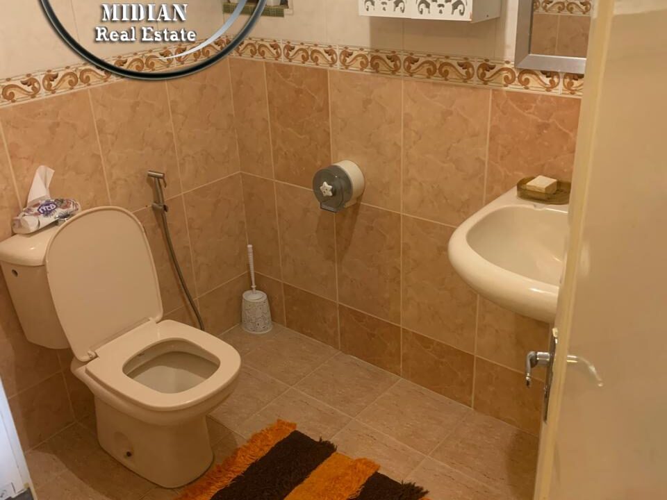 f948cebf-b074-4b03-81bf-442807adce1c ن