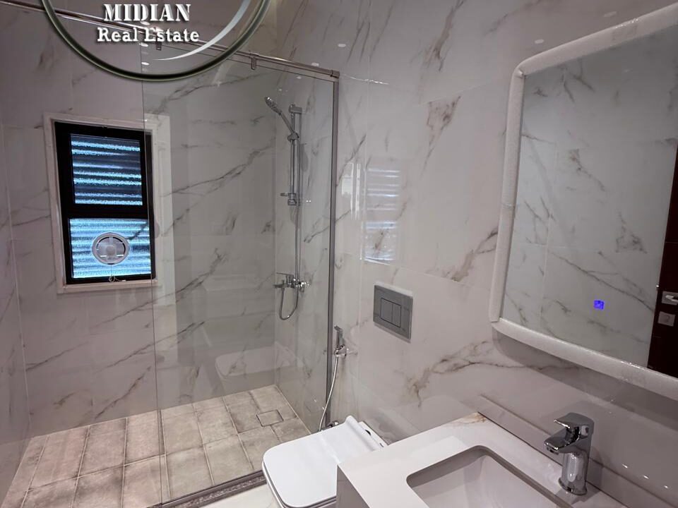 2b54d0f2-7a59-494f-b71f-3d8ddf823d37 ن