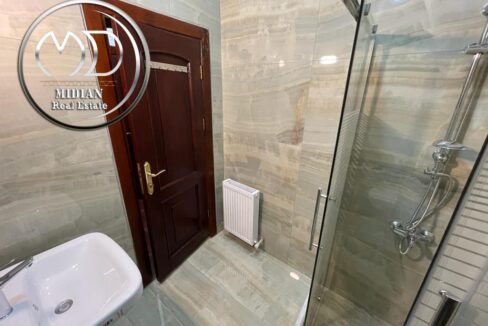 40ad7d5b-e4f9-4edb-bfcf-a8e55fc311b8 ن