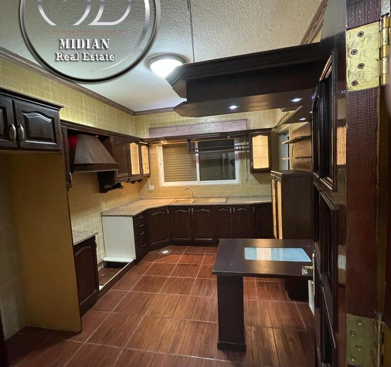 5609b37a-2ebc-445e-bebd-e33560e19528 ن