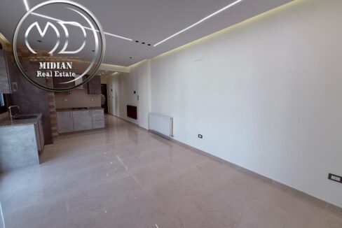 71267924-fcc2-4144-8aff-792b6c3b9cde ن