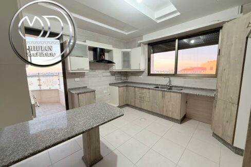 8bdfb639-4cf6-4587-9f9c-50a0767df370 ن