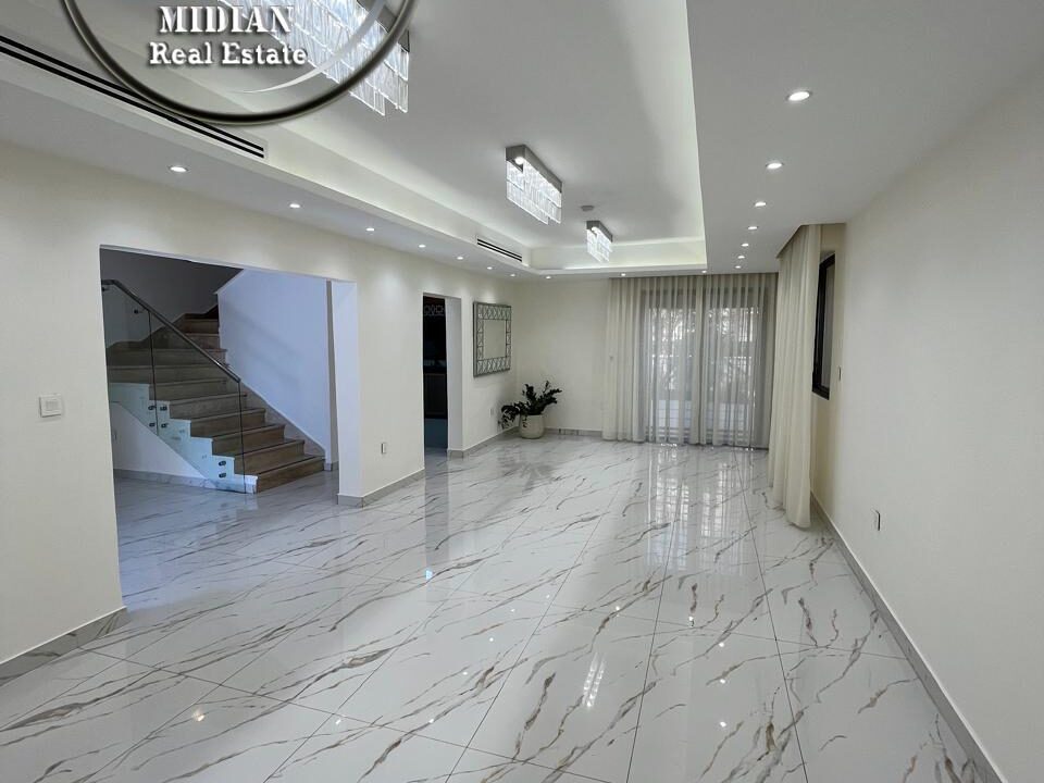 PHOTO-2026-04-12-17-00-44 ن