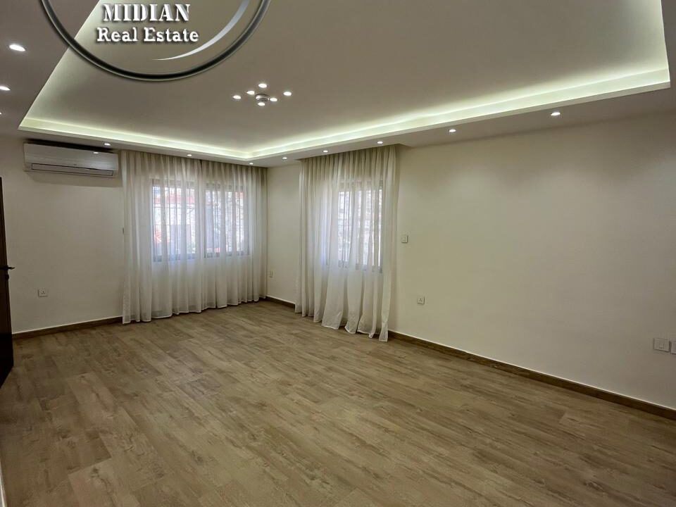 PHOTO-2026-04-12-17-02-08 ن