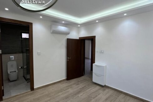 PHOTO-2026-04-12-17-02-09 ن