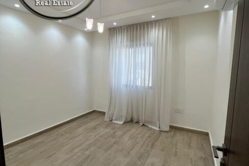 PHOTO-2026-04-12-17-02-11 (4) ن